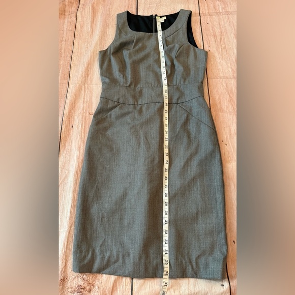 J CREW Women Petites Size 4 Gray Crew Neck Wool Sleeveless Sheath Dress - Picture 6 of 6